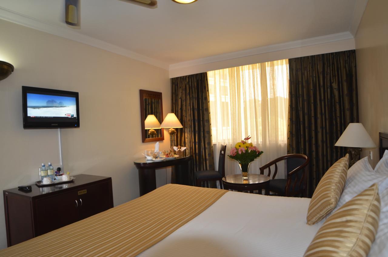 Jacaranda Hotel Nairobi Bagian luar foto